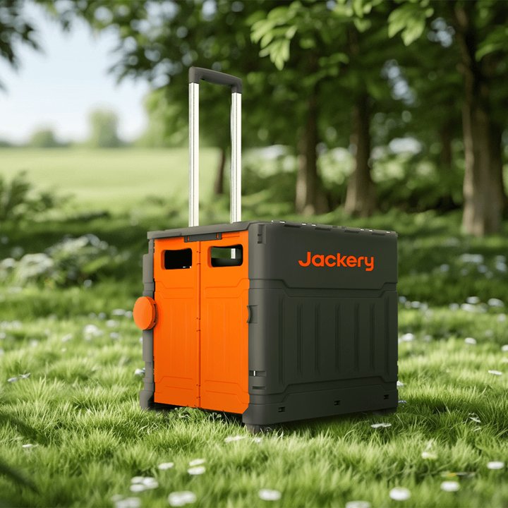 Skládací vozík Jackery pro Explorer 1000 V2 v přírodě při kempování
